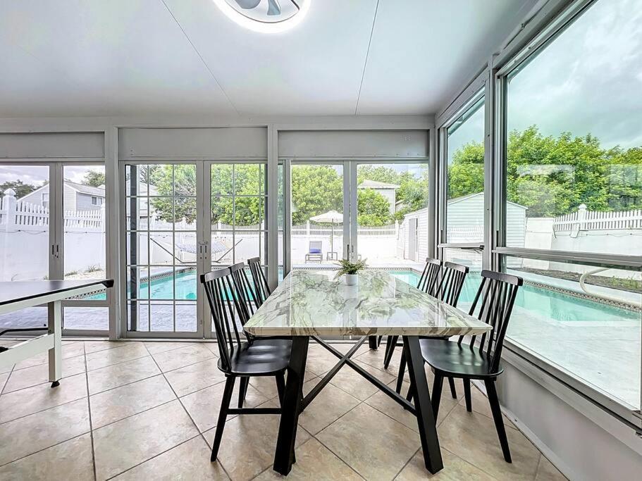 Poolside Paradise Near Siesta Key Beach Sarasota Exterior foto